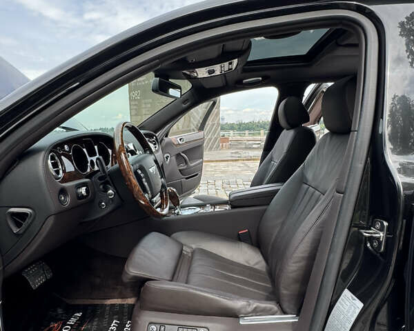 Черный Бентли Континенталь флаинг спур, объемом двигателя 6 л и пробегом 100 тыс. км за 39999 $, фото 9 на Automoto.ua