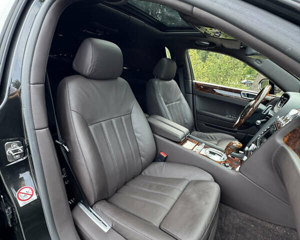 Черный Бентли Континенталь флаинг спур, объемом двигателя 6 л и пробегом 100 тыс. км за 39999 $, фото 131 на Automoto.ua