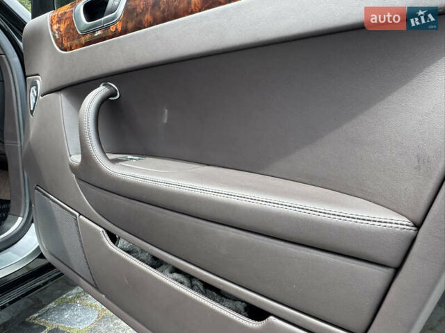 Черный Бентли Континенталь флаинг спур, объемом двигателя 6 л и пробегом 100 тыс. км за 39999 $, фото 139 на Automoto.ua