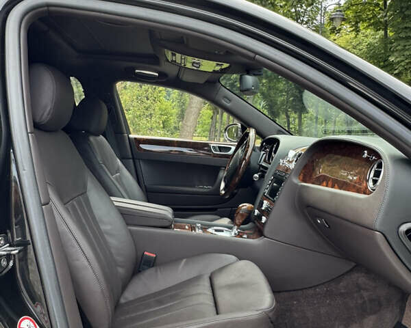 Черный Бентли Континенталь флаинг спур, объемом двигателя 6 л и пробегом 100 тыс. км за 39999 $, фото 145 на Automoto.ua