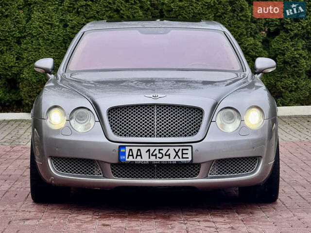 Бентли Континенталь флаинг спур, объемом двигателя 6 л и пробегом 131 тыс. км за 16900 $, фото 5 на Automoto.ua