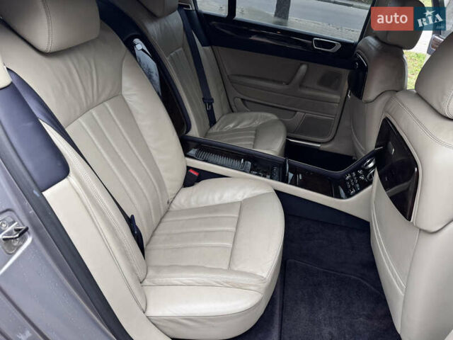 Бентли Континенталь флаинг спур, объемом двигателя 6 л и пробегом 131 тыс. км за 16900 $, фото 26 на Automoto.ua