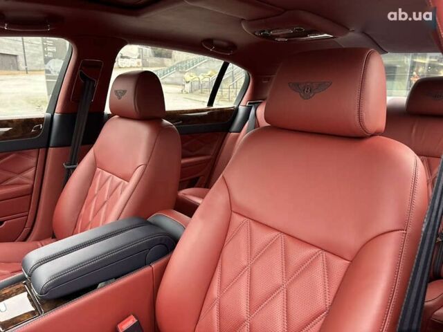 Бентли Континенталь флаинг спур, объемом двигателя 6 л и пробегом 31 тыс. км за 65999 $, фото 17 на Automoto.ua