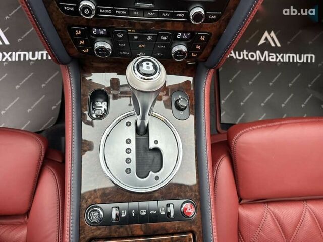 Бентли Континенталь флаинг спур, объемом двигателя 6 л и пробегом 31 тыс. км за 65999 $, фото 20 на Automoto.ua