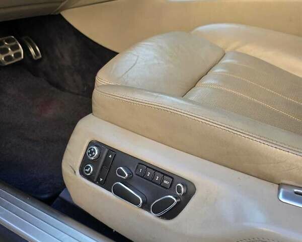 Сірий Бентлі Continental Flying Spur, об'ємом двигуна 6 л та пробігом 131 тис. км за 19500 $, фото 31 на Automoto.ua