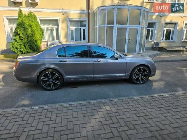 Сірий Бентлі Continental Flying Spur, об'ємом двигуна 6 л та пробігом 131 тис. км за 19500 $, фото 10 на Automoto.ua