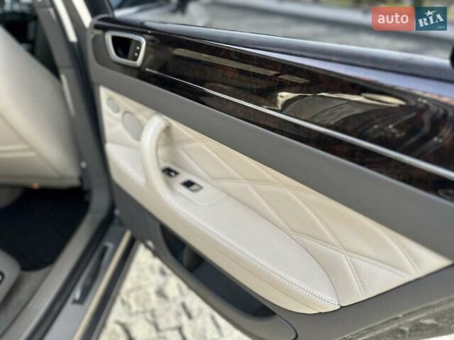 Бентли Континенталь флаинг спур 2008 в Ровно на Automoto.ua Серый Бентли Континенталь флаинг спур, объемом двигателя 6 л и пробегом 50 тыс. км за 41000 $, фото 30 на Automoto.ua