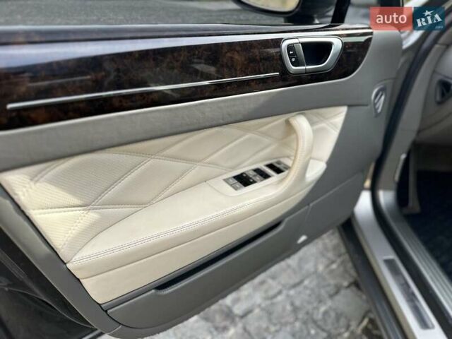 Бентли Континенталь флаинг спур 2008 в Ровно на Automoto.ua Серый Бентли Континенталь флаинг спур, объемом двигателя 6 л и пробегом 50 тыс. км за 41000 $, фото 43 на Automoto.ua