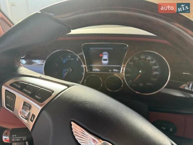 Бентлі Continental Flying Spur 2012 у Києві на Automoto.ua Синій Бентлі Continental Flying Spur, об'ємом двигуна 6 л та пробігом 32 тис. км за 75000 $, фото 4 на Automoto.ua