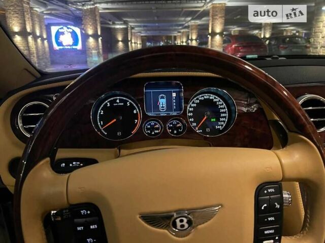 Білий Бентлі Continental GT, об'ємом двигуна 6 л та пробігом 14 тис. км за 76500 $, фото 12 на Automoto.ua