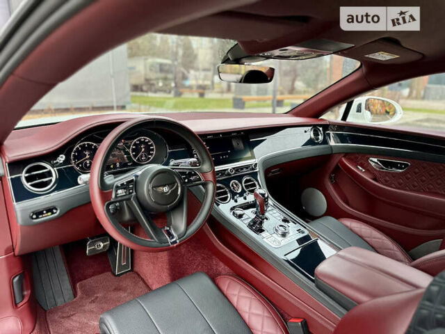 Білий Бентлі Continental GT, об'ємом двигуна 5.95 л та пробігом 8 тис. км за 209999 $, фото 54 на Automoto.ua