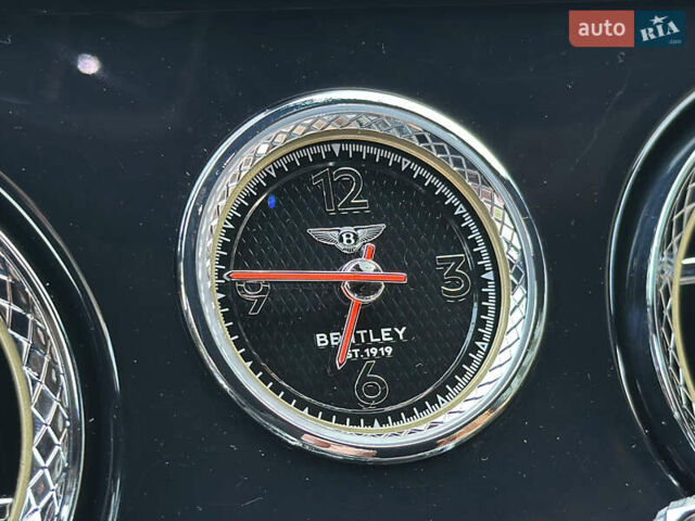 Бежевий Бентлі Continental GT, об'ємом двигуна 6 л та пробігом 27 тис. км за 189000 $, фото 79 на Automoto.ua