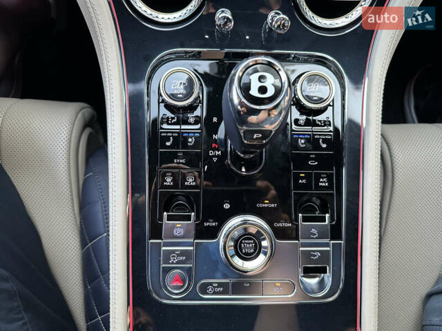 Бежевий Бентлі Continental GT, об'ємом двигуна 6 л та пробігом 27 тис. км за 189000 $, фото 88 на Automoto.ua