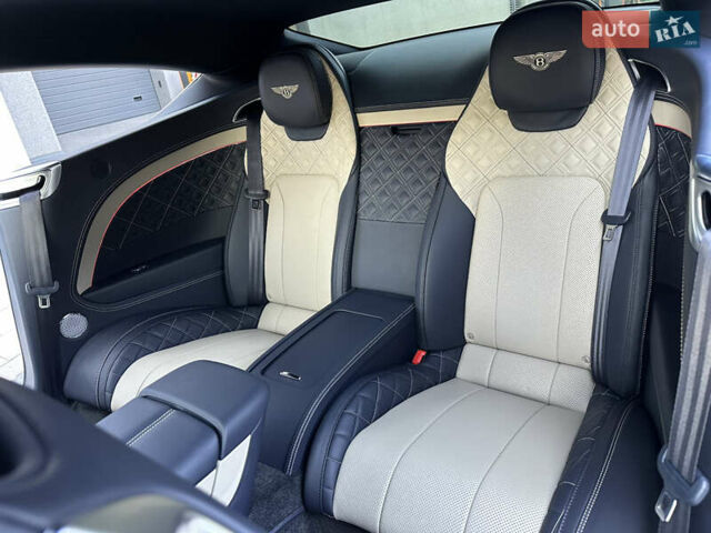 Бежевий Бентлі Continental GT, об'ємом двигуна 6 л та пробігом 27 тис. км за 189000 $, фото 58 на Automoto.ua
