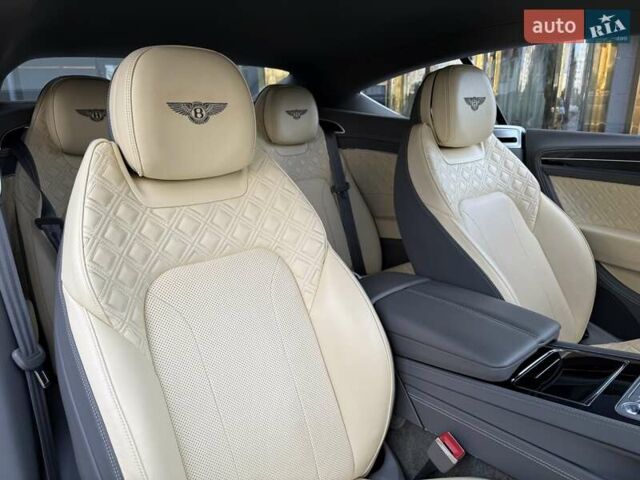 Бежевый Бентли Континенталь ГТ, объемом двигателя 6 л и пробегом 28 тыс. км за 189900 $, фото 12 на Automoto.ua