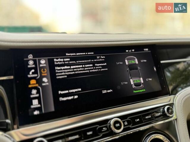 Бежевый Бентли Континенталь ГТ, объемом двигателя 6 л и пробегом 28 тыс. км за 189900 $, фото 23 на Automoto.ua