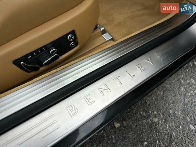 Чорний Бентлі Continental GT, об'ємом двигуна 6 л та пробігом 64 тис. км за 34500 $, фото 53 на Automoto.ua