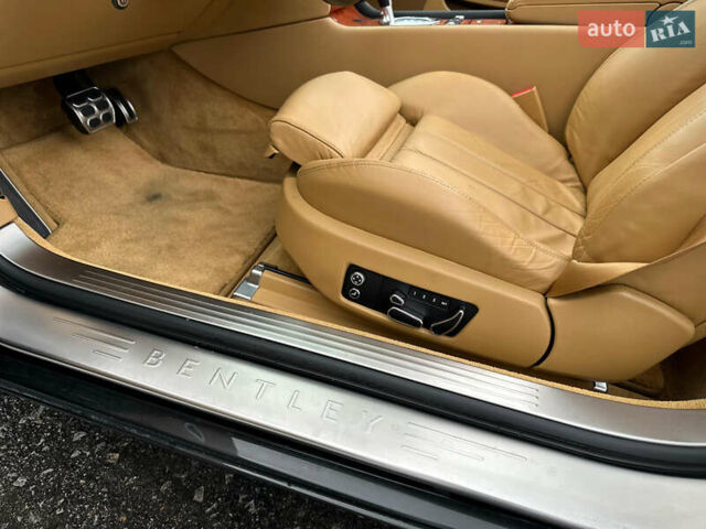 Чорний Бентлі Continental GT, об'ємом двигуна 6 л та пробігом 64 тис. км за 34500 $, фото 69 на Automoto.ua