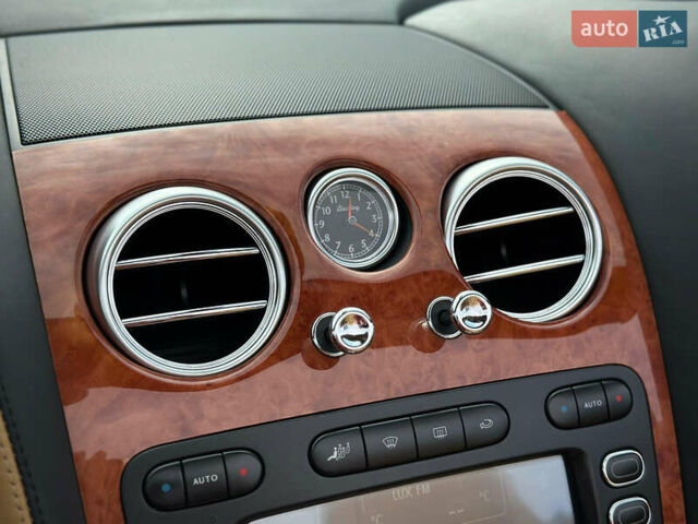 Чорний Бентлі Continental GT, об'ємом двигуна 6 л та пробігом 64 тис. км за 34500 $, фото 45 на Automoto.ua
