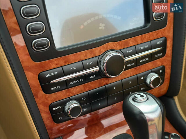 Чорний Бентлі Continental GT, об'ємом двигуна 6 л та пробігом 64 тис. км за 34500 $, фото 40 на Automoto.ua