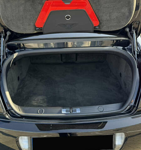 Черный Бентли Континенталь ГТ, объемом двигателя 6 л и пробегом 57 тыс. км за 45000 $, фото 25 на Automoto.ua