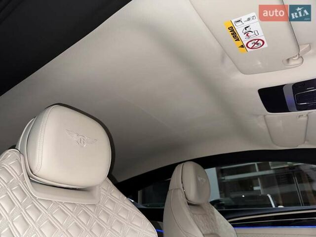 Чорний Бентлі Continental GT, об'ємом двигуна 6 л та пробігом 16 тис. км за 199900 $, фото 177 на Automoto.ua
