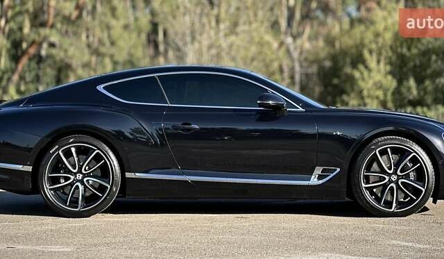 Чорний Бентлі Continental GT, об'ємом двигуна 4 л та пробігом 32 тис. км за 199900 $, фото 23 на Automoto.ua