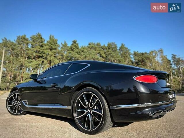 Чорний Бентлі Continental GT, об'ємом двигуна 4 л та пробігом 32 тис. км за 199900 $, фото 4 на Automoto.ua