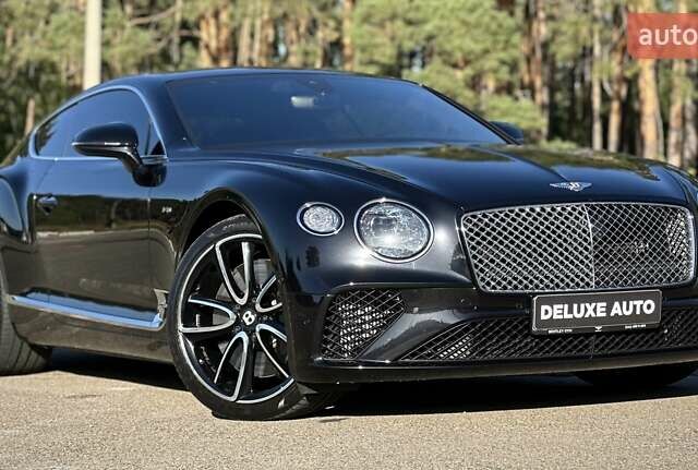 Чорний Бентлі Continental GT, об'ємом двигуна 4 л та пробігом 32 тис. км за 199900 $, фото 27 на Automoto.ua