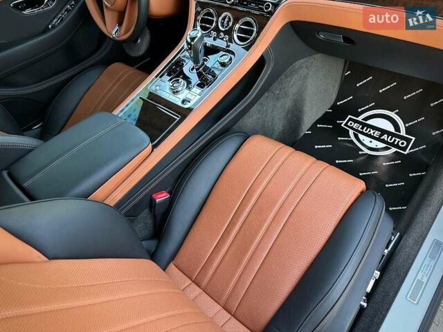 Чорний Бентлі Continental GT, об'ємом двигуна 4 л та пробігом 32 тис. км за 199900 $, фото 76 на Automoto.ua