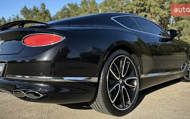 Чорний Бентлі Continental GT, об'ємом двигуна 4 л та пробігом 32 тис. км за 199900 $, фото 20 на Automoto.ua