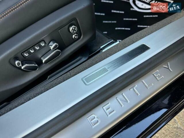 Чорний Бентлі Continental GT, об'ємом двигуна 4 л та пробігом 32 тис. км за 199900 $, фото 71 на Automoto.ua