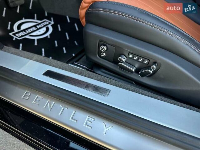 Чорний Бентлі Continental GT, об'ємом двигуна 4 л та пробігом 32 тис. км за 199900 $, фото 50 на Automoto.ua