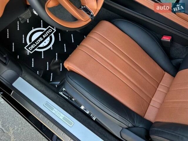 Чорний Бентлі Continental GT, об'ємом двигуна 4 л та пробігом 32 тис. км за 199900 $, фото 49 на Automoto.ua