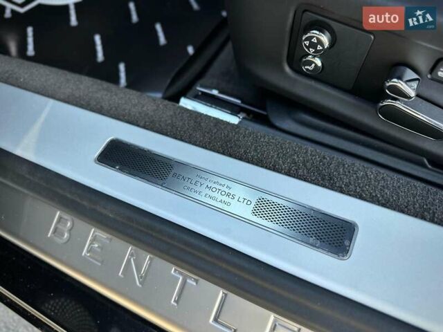 Чорний Бентлі Continental GT, об'ємом двигуна 4 л та пробігом 32 тис. км за 199900 $, фото 48 на Automoto.ua