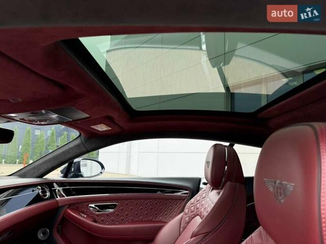 Чорний Бентлі Continental GT, об'ємом двигуна 4 л та пробігом 11 тис. км за 255820 $, фото 16 на Automoto.ua