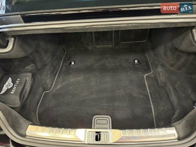 Чорний Бентлі Continental GT, об'ємом двигуна 4 л та пробігом 11 тис. км за 255820 $, фото 20 на Automoto.ua