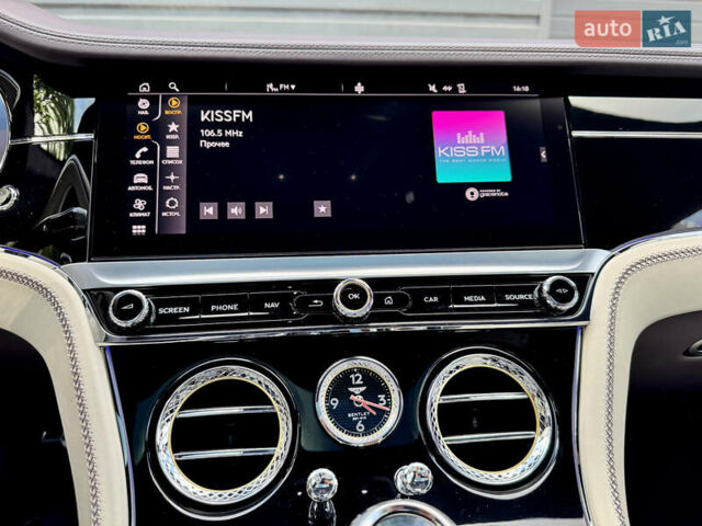 Фіолетовий Бентлі Continental GT, об'ємом двигуна 4 л та пробігом 29 тис. км за 239900 $, фото 47 на Automoto.ua