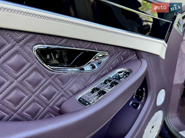 Фіолетовий Бентлі Continental GT, об'ємом двигуна 4 л та пробігом 29 тис. км за 239900 $, фото 24 на Automoto.ua