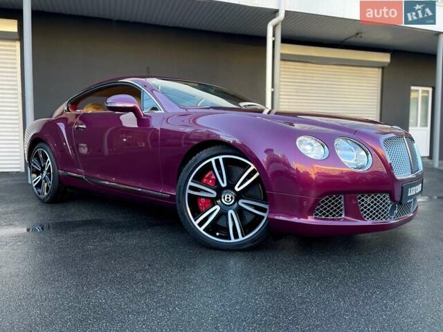 Красный Бентли Континенталь ГТ, объемом двигателя 6 л и пробегом 32 тыс. км за 79900 $, фото 4 на Automoto.ua