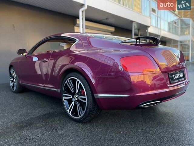 Червоний Бентлі Continental GT, об'ємом двигуна 6 л та пробігом 32 тис. км за 79900 $, фото 23 на Automoto.ua