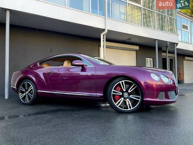 Красный Бентли Континенталь ГТ, объемом двигателя 6 л и пробегом 32 тыс. км за 79900 $, фото 5 на Automoto.ua