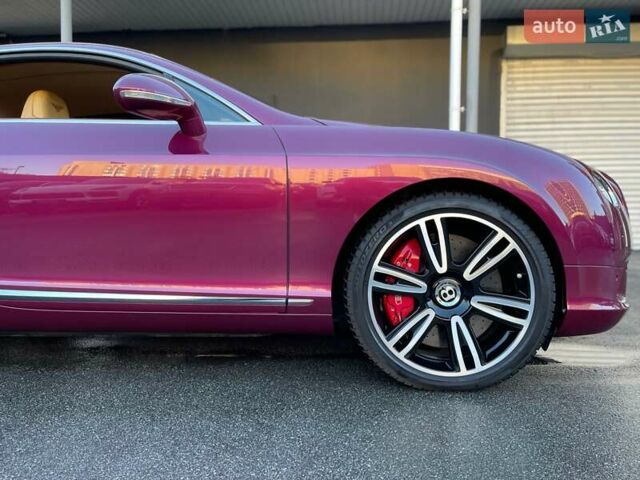 Красный Бентли Континенталь ГТ, объемом двигателя 6 л и пробегом 32 тыс. км за 79900 $, фото 18 на Automoto.ua