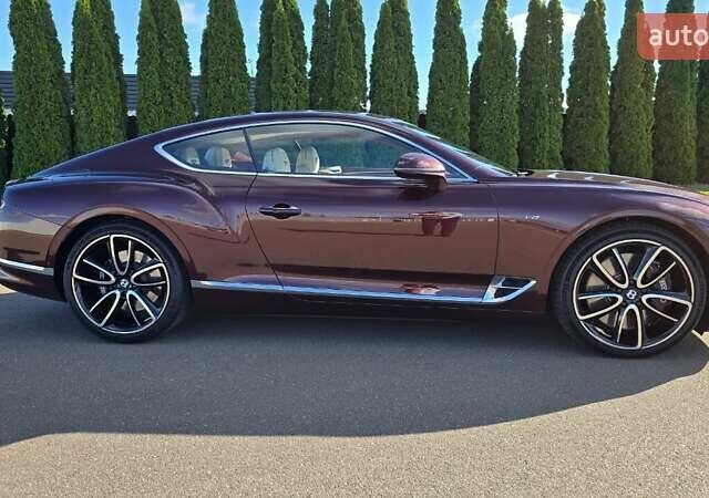 Червоний Бентлі Continental GT, об'ємом двигуна 4 л та пробігом 38 тис. км за 232563 $, фото 3 на Automoto.ua
