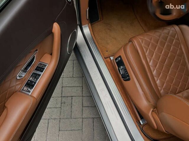 Бентлі Continental GT, об'ємом двигуна 4 л та пробігом 50 тис. км за 98000 $, фото 15 на Automoto.ua