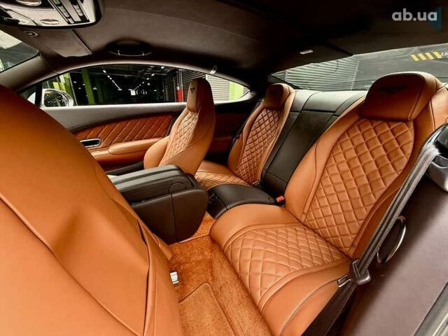Бентлі Continental GT, об'ємом двигуна 4 л та пробігом 50 тис. км за 117000 $, фото 28 на Automoto.ua