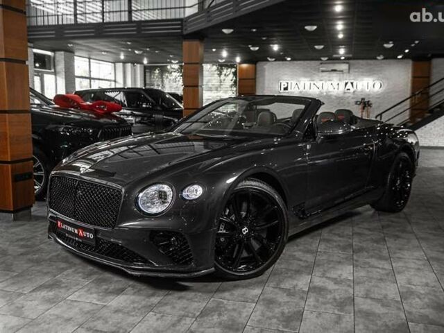 Бентлі Continental GT, об'ємом двигуна 4 л та пробігом 11 тис. км за 250000 $, фото 25 на Automoto.ua