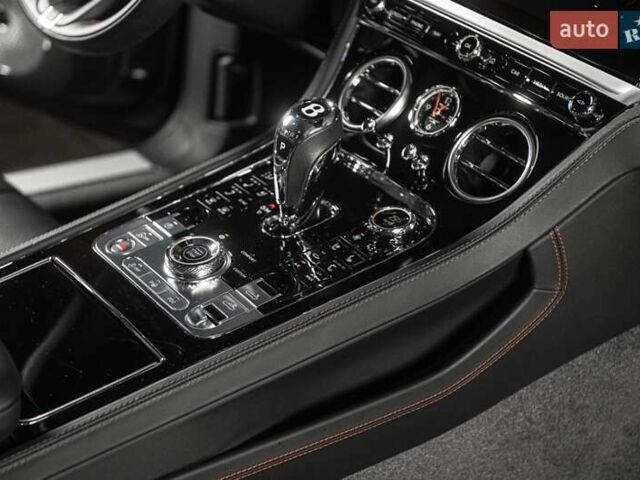Сірий Бентлі Continental GT, об'ємом двигуна 4 л та пробігом 11 тис. км за 232900 $, фото 67 на Automoto.ua