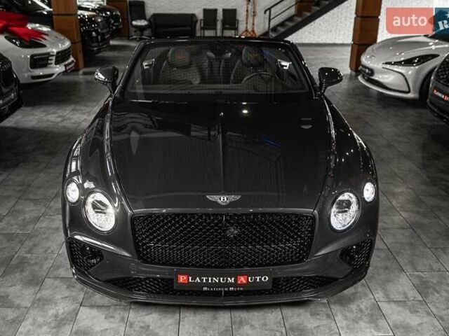 Сірий Бентлі Continental GT, об'ємом двигуна 4 л та пробігом 11 тис. км за 232900 $, фото 121 на Automoto.ua