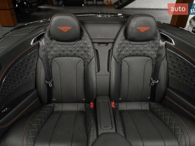 Сірий Бентлі Continental GT, об'ємом двигуна 4 л та пробігом 11 тис. км за 232900 $, фото 43 на Automoto.ua